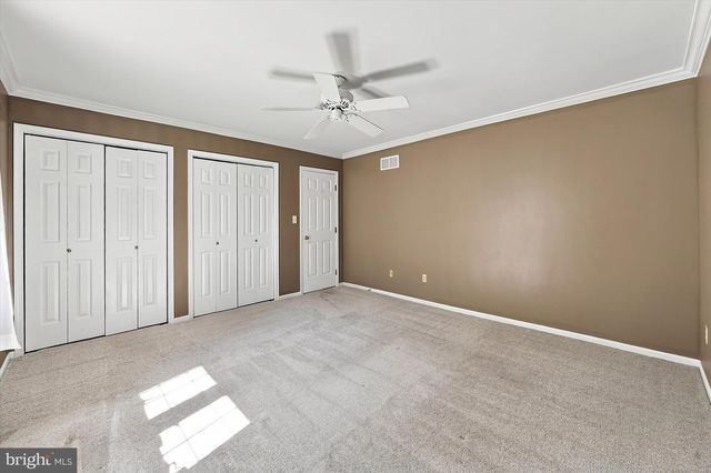 16 HILLSTREAM RD, Newark, DE 19711