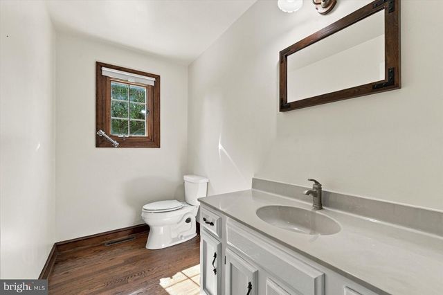 16 HILLSTREAM RD, Newark, DE 19711