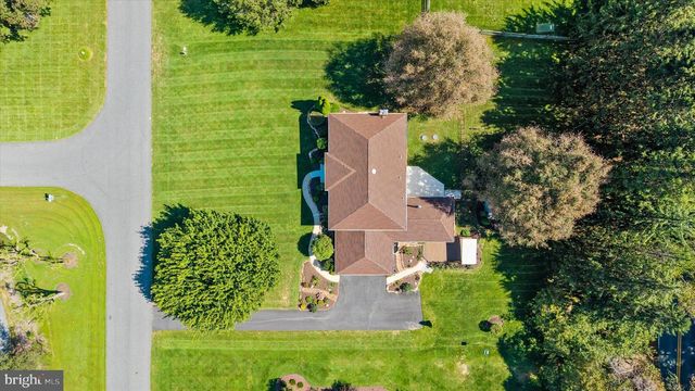 16 HILLSTREAM RD, Newark, DE 19711