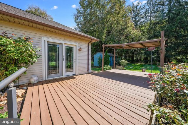 16 HILLSTREAM RD, Newark, DE 19711