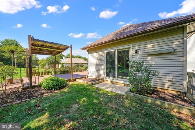 16 HILLSTREAM RD, Newark, DE 19711