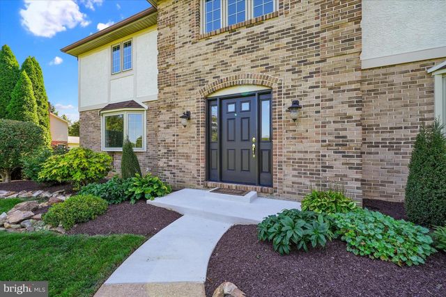16 HILLSTREAM RD, Newark, DE 19711