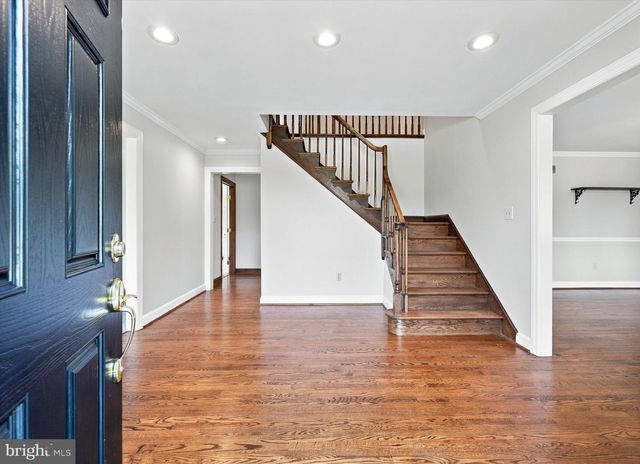 16 HILLSTREAM RD, Newark, DE 19711