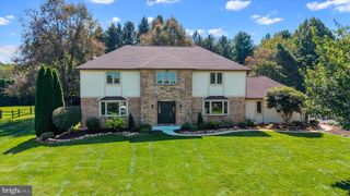 16 HILLSTREAM RD, Newark, DE 19711