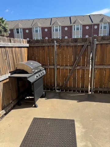 1198 Jones Butler Road 1904, College Station, TX 77840