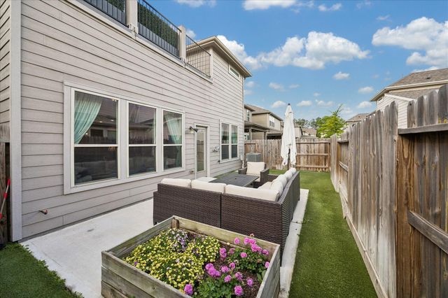 4026 Delta Rose Street, Houston, TX 77018