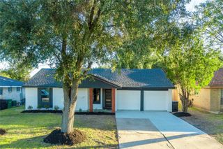 10907 Sharpview Drive, Houston, TX 77072