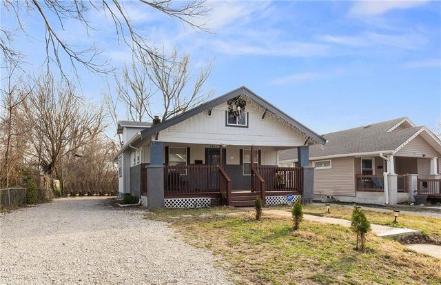 2611 Hickam Drive, Kansas City, KS 66104