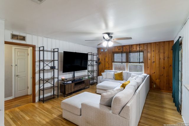 450 Pamela, San Antonio, TX 78223