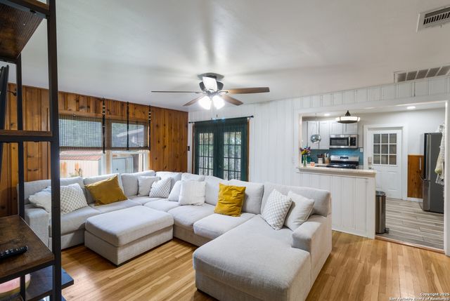 450 Pamela, San Antonio, TX 78223