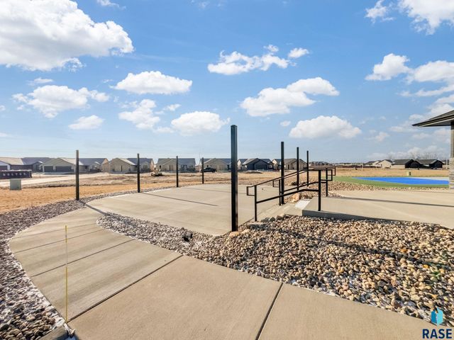 1201 E WAYNE Pl, Tea, SD 57064