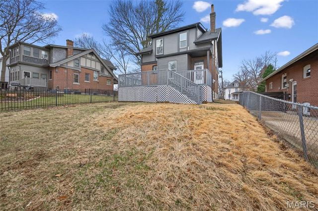 1414 McCausland Avenue, St Louis, MO 63117