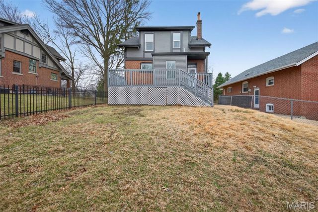 1414 McCausland Avenue, St Louis, MO 63117