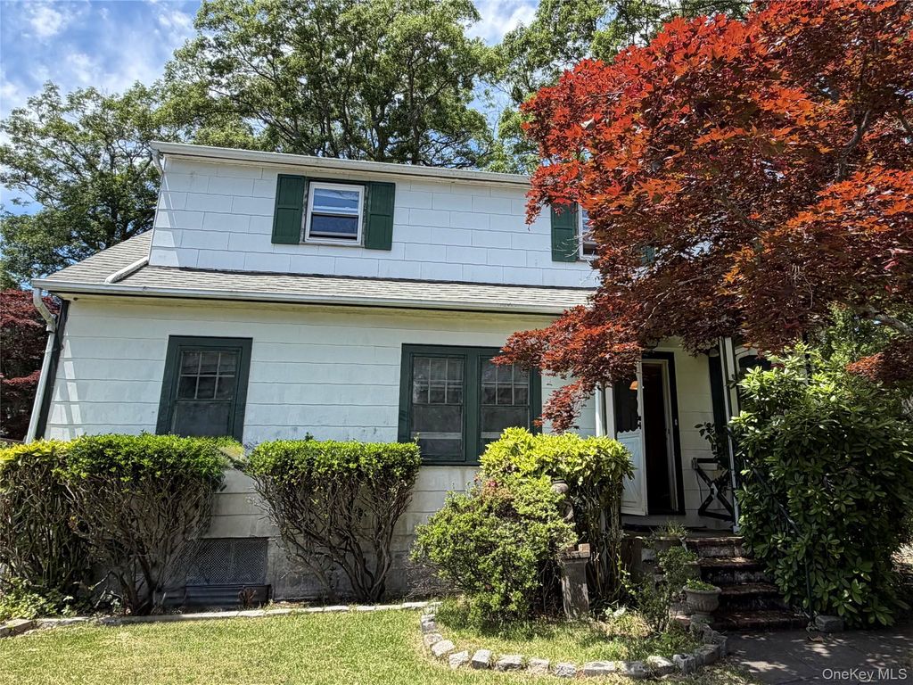 54 Robin Road, Rocky Point, NY 11778 — exterior