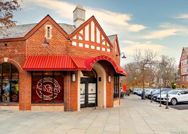 260 Garth Road 4E4, Scarsdale, NY 10583