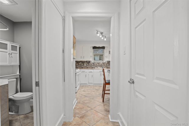 69 Clinton Avenue, New Rochelle, NY 10801