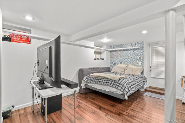 69 Clinton Avenue, New Rochelle, NY 10801