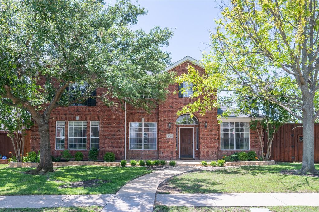 11761 Waterford Lane, Frisco, TX 75035