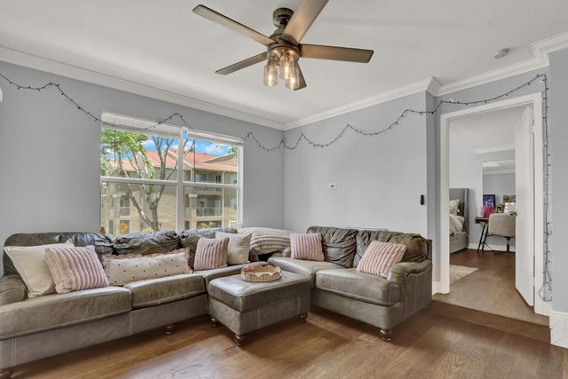 1745 Palm Cove Boulevard 3-209, Delray Beach, FL 33445