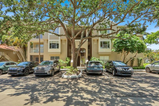 1745 Palm Cove Boulevard 3-209, Delray Beach, FL 33445
