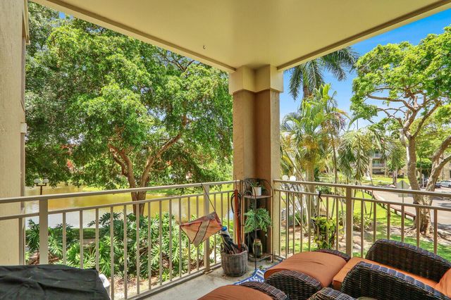 1745 Palm Cove Boulevard 3-209, Delray Beach, FL 33445