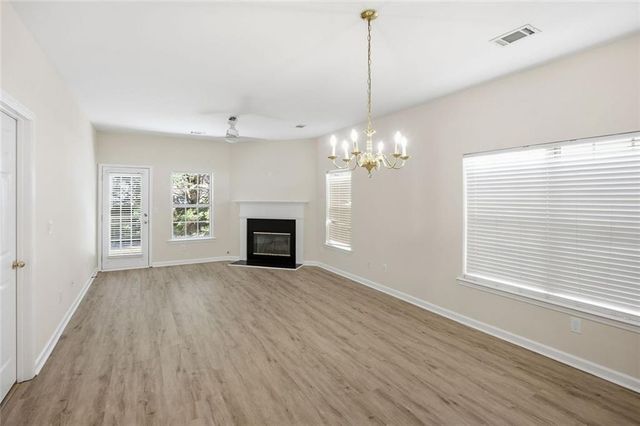 1606 Donovans Ridge, Kennesaw, GA 30152