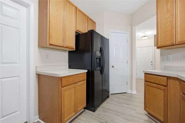 1606 Donovans Ridge, Kennesaw, GA 30152