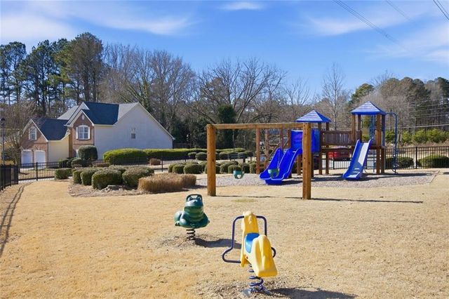 1606 Donovans Ridge, Kennesaw, GA 30152