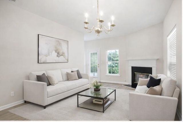 1606 Donovans Ridge, Kennesaw, GA 30152