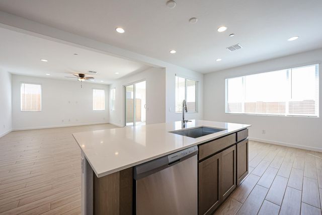 12053 W Calle De Pompas, Peoria, AZ 85383