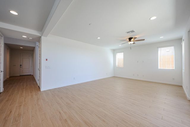 12053 W Calle De Pompas, Peoria, AZ 85383