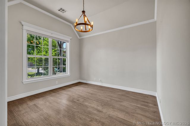 6951 E 125th Place S, Bixby, OK 74008