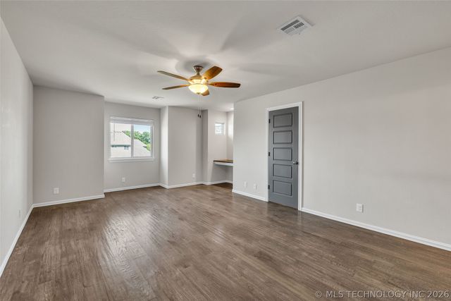 6951 E 125th Place S, Bixby, OK 74008