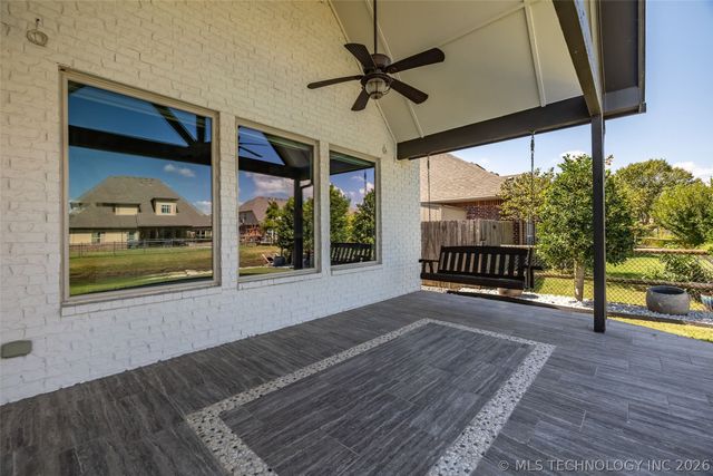 6951 E 125th Place S, Bixby, OK 74008