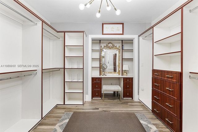 700 Vilabella Ave, Coral Gables, FL 33146