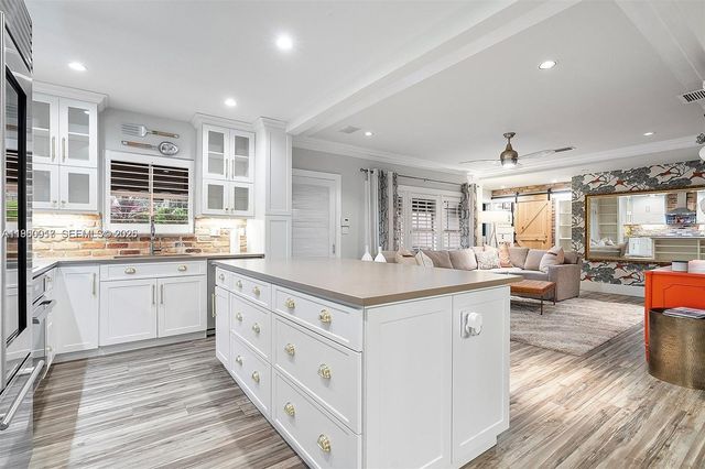 700 Vilabella Ave, Coral Gables, FL 33146