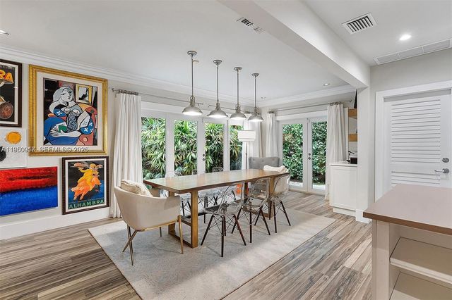 700 Vilabella Ave, Coral Gables, FL 33146