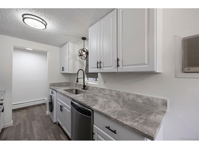 2700 S Holly St 100, Denver, CO 80222