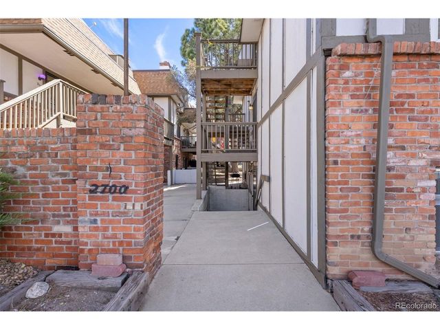 2700 S Holly St 100, Denver, CO 80222