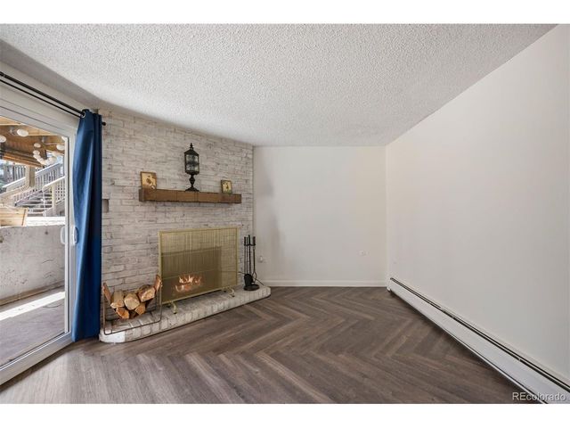2700 S Holly St 100, Denver, CO 80222