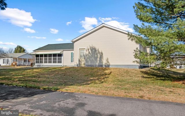 55 WALLACE LN, Camden, DE 19934