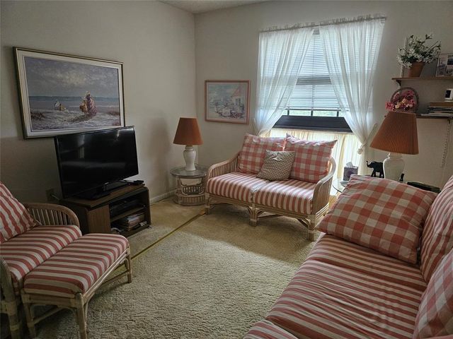 5570 NW 44th St 405A, Lauderhill, FL 33319