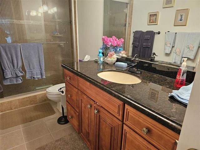 5570 NW 44th St 405A, Lauderhill, FL 33319