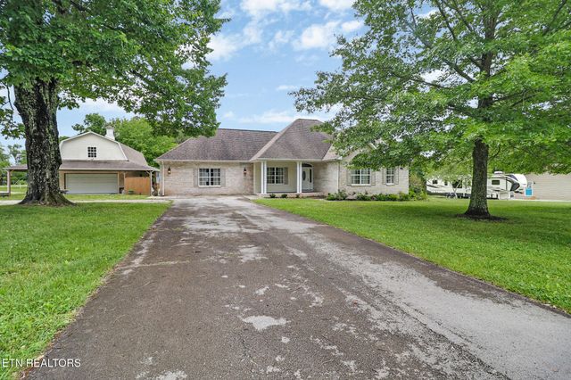 809 Buffalo Tr, Clarkrange, TN 38553
