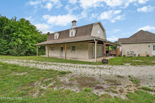 809 Buffalo Tr, Clarkrange, TN 38553