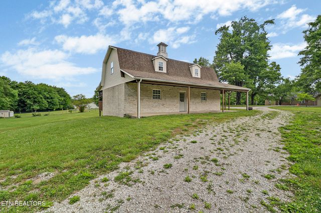 809 Buffalo Tr, Clarkrange, TN 38553