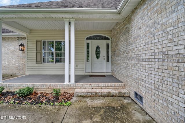 809 Buffalo Tr, Clarkrange, TN 38553
