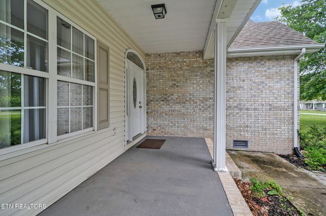 809 Buffalo Tr, Clarkrange, TN 38553