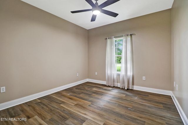 809 Buffalo Tr, Clarkrange, TN 38553
