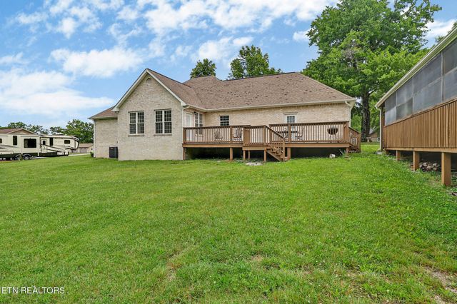 809 Buffalo Tr, Clarkrange, TN 38553